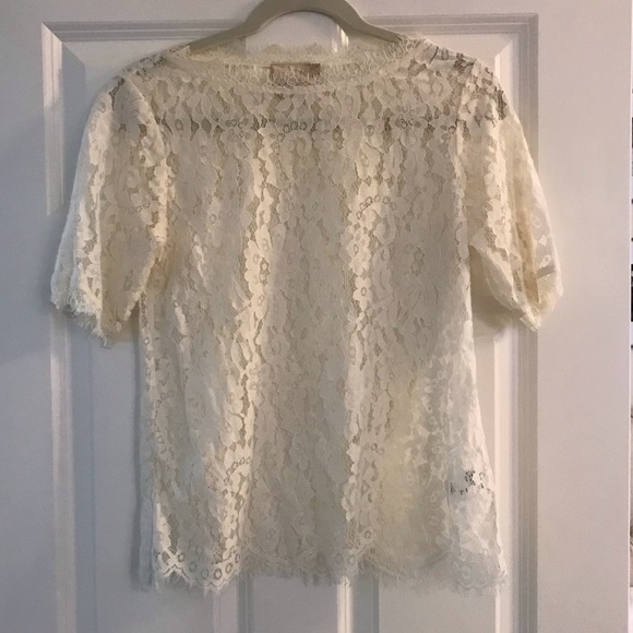 Tops - Beige lace top